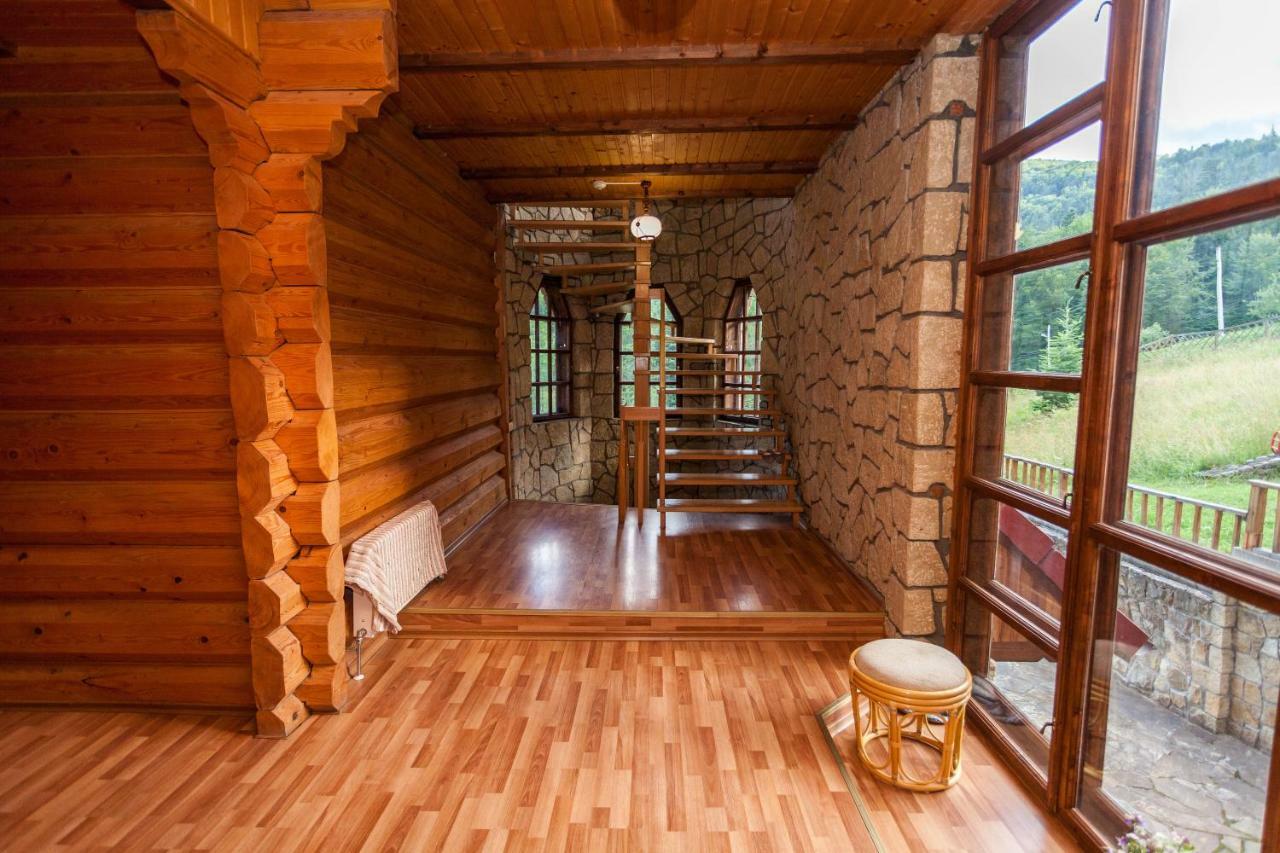 Альпина Hotel Yaremche Luaran gambar